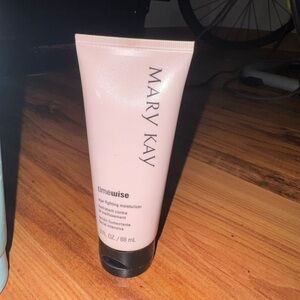 Mary Kay Timewise Age-Fighting Moisturizer in Pink